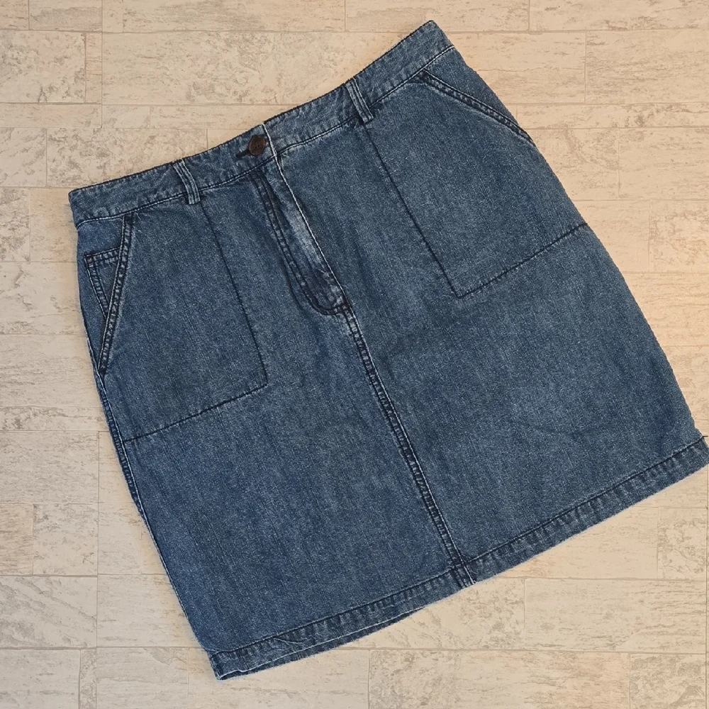L.L. Bean Linen Blend Blue Denim Skirt Casual Women's Skirt Size 12 20% Linen - Picture 1 of 6